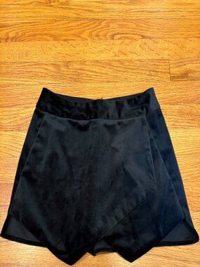 Design Lab Black Velvet Envelope Skirt (Size S)